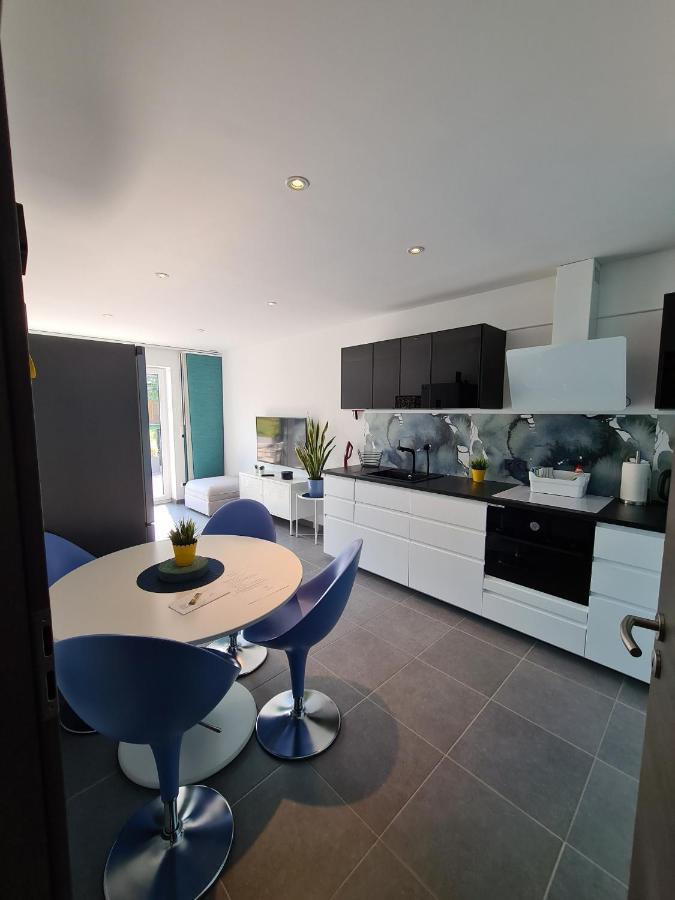 Le Berc'Aye Apartment Bagian luar foto