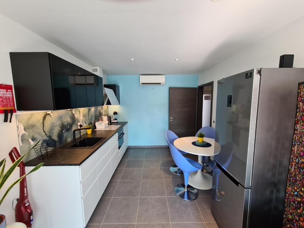Le Berc'Aye Apartment Bagian luar foto