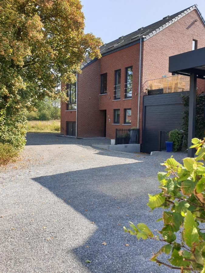 Le Berc'Aye Apartment Bagian luar foto