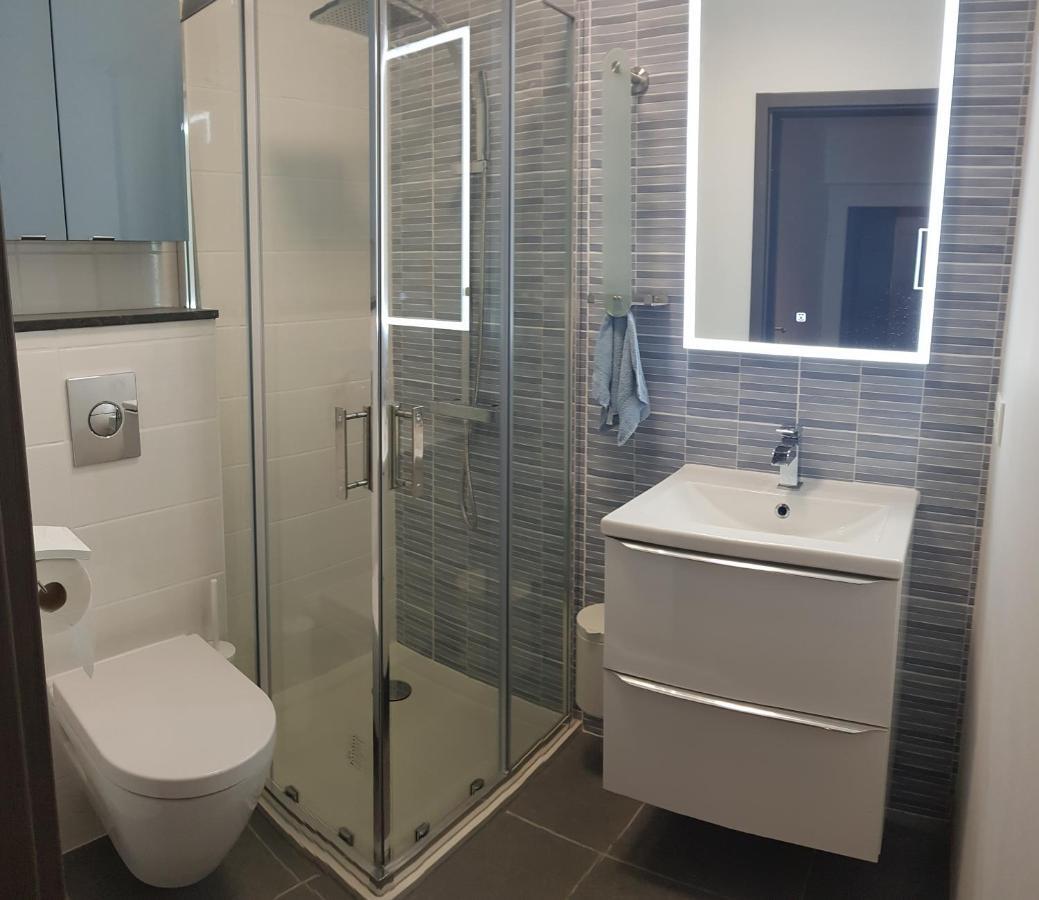 Le Berc'Aye Apartment Bagian luar foto