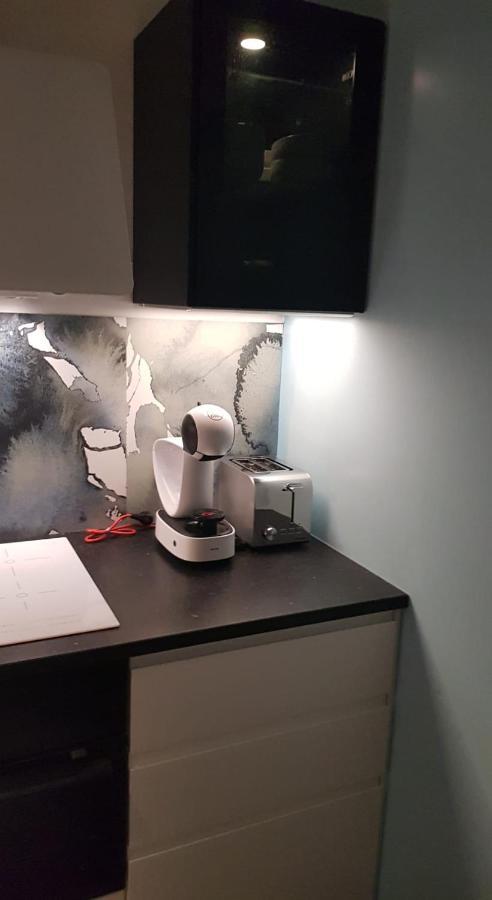 Le Berc'Aye Apartment Bagian luar foto